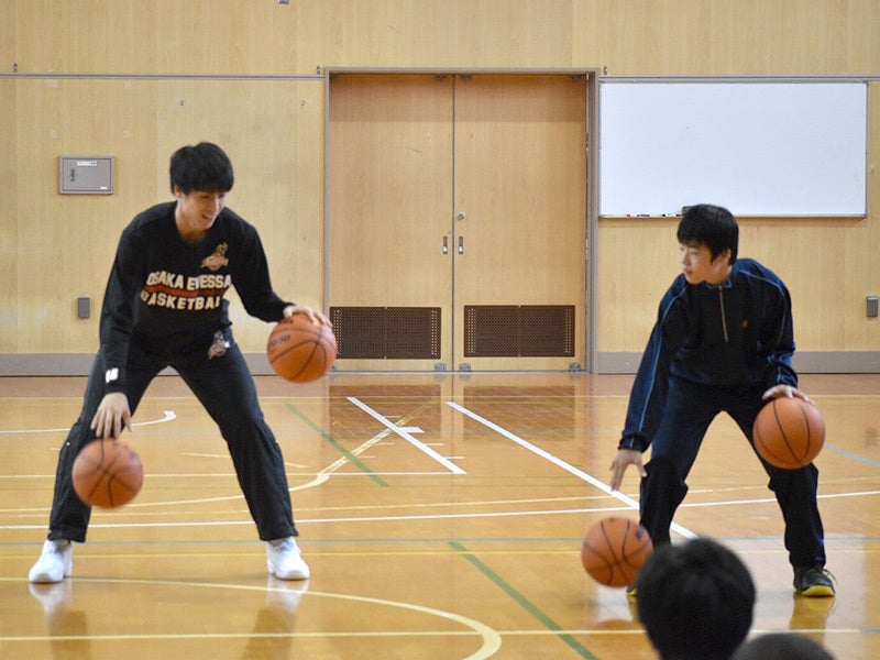 普段行っているドリブルワークを披露