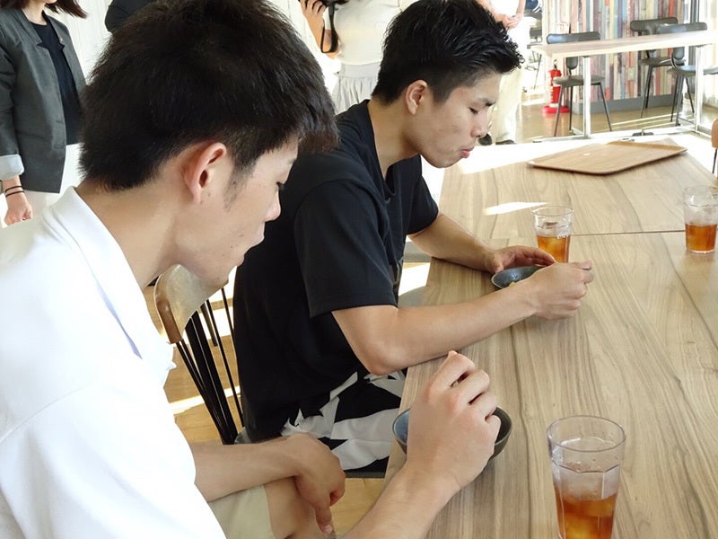 試食会の様子4