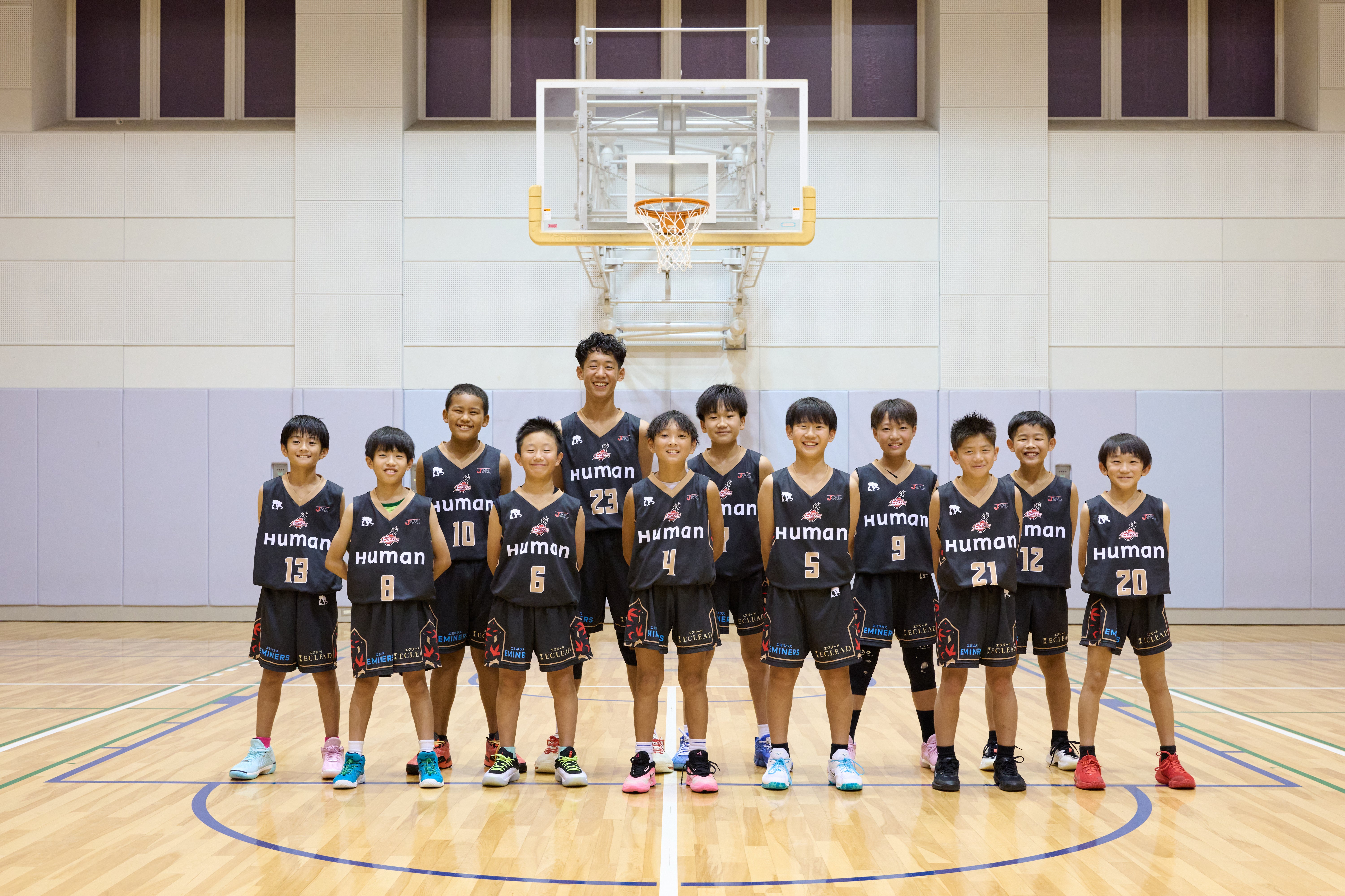 U18